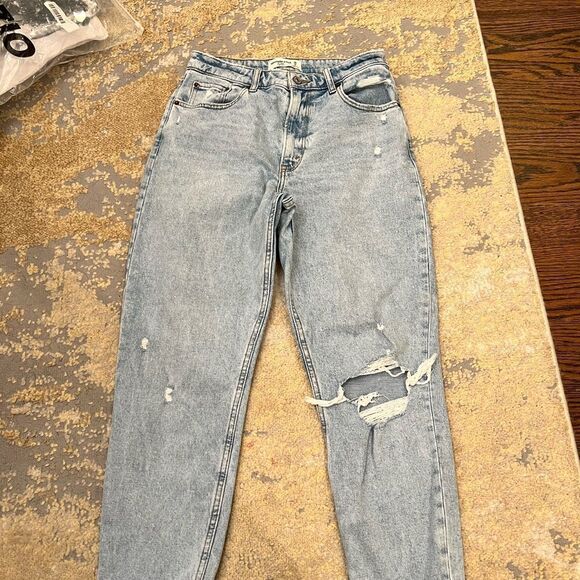 abercrombie & fitch women’s curve love high rise mom jean light wash - Picture 3 of 4